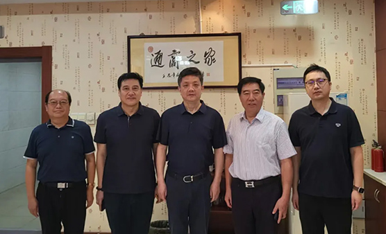 两地工商联联动调研促发展，共探开放融合链接全球新路径